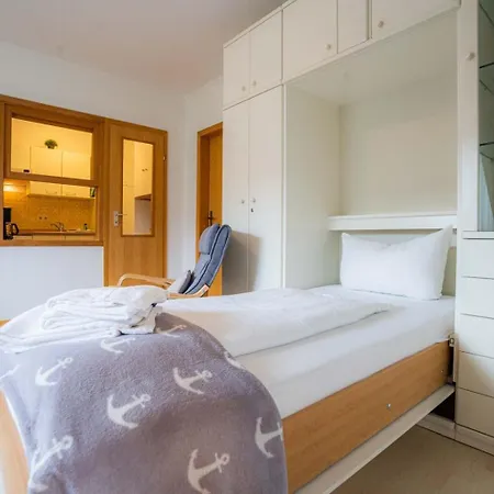 3 Steuermannskajuete Id 479 *